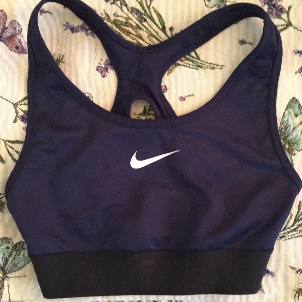Nike dri-fit sports bra